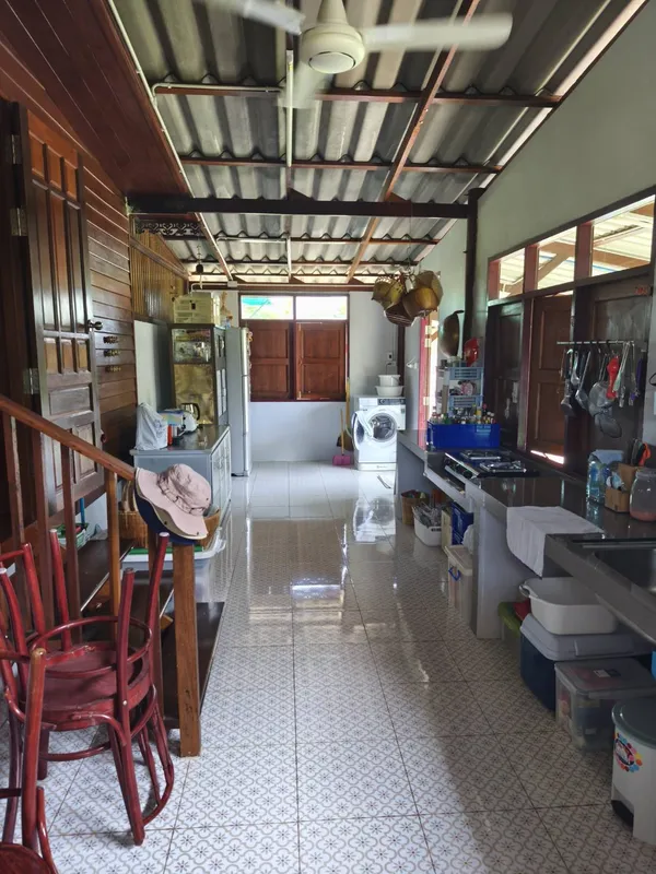 บ้านพร้อมที่ดิน จ.สุพรรณบุรี พื้นที่ใช้สอยตัวบ้าน 81 ตารางเมตร