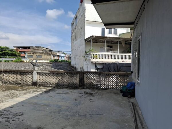 ขาย ที่ดินพร้อมสิ่งปลูกสร้าง 99 ตร.ว. ใกล้ ซ.เจริญกรุง80 ใกล้เอเซีย ทีค เยื้องโรงแรมทองธารา