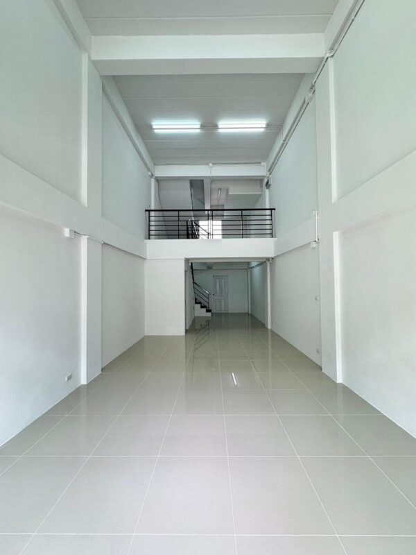 ขาย อาคารพาณิชย์3.5ชั้น17ตร.ว. 2คูหาติดกัน,แบ่งขายได้ในโครงการทิวลิป สแควร์ ติดถ.เพชรเกษม เหมาะกับทำร้านค้า ร้านซักรีด สอนพิเศษและพักอาศัย