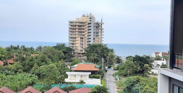 ขายคอนโด หินน้ำทรายสวย ตกแต่งพร้อมอยู่ วิวทะเลหัวหิน อยู่ชั้น 8 ตึก D (30.21 ตร.ม.) หัวหิน ประจวบคีรีขันธ์