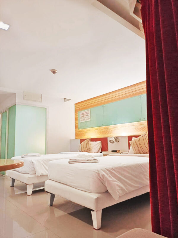 ขายคอนโด หินน้ำทรายสวย ตกแต่งพร้อมอยู่ วิวทะเลหัวหิน อยู่ชั้น 8 ตึก D (30.21 ตร.ม.) หัวหิน ประจวบคีรีขันธ์