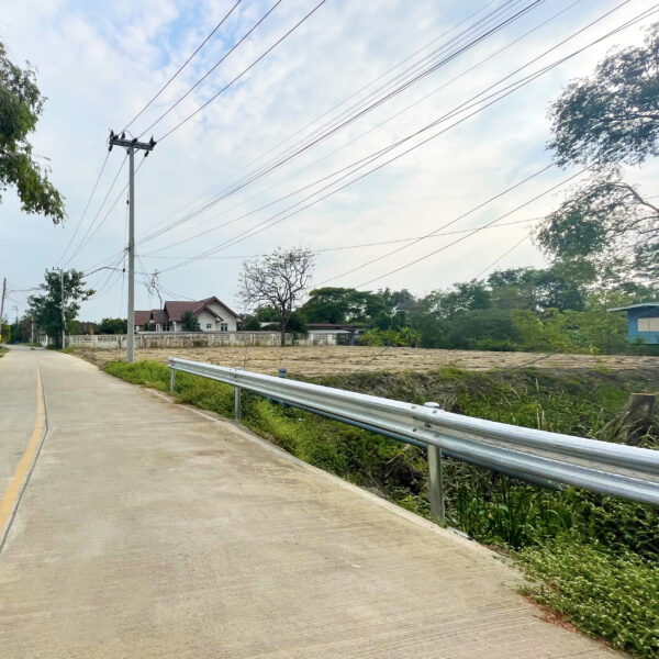 ขายที่ดินใกล้ธรรมศาสตร์ รังสิต ยกแปลง ถมแล้ว ติดถนน ใกล้ทางด่วน สามโคก ปทุมธานี (1-0-33.6 ไร่)